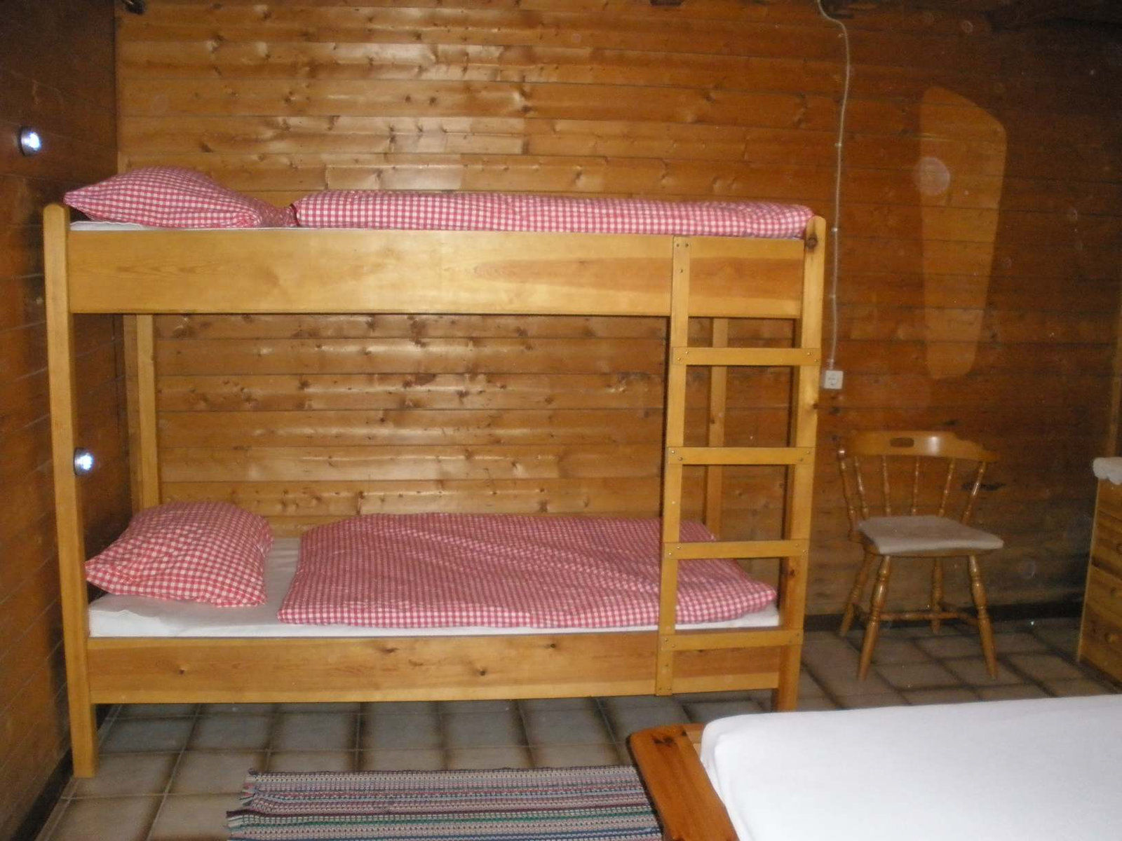 Doppelbett im Schlafzimmer