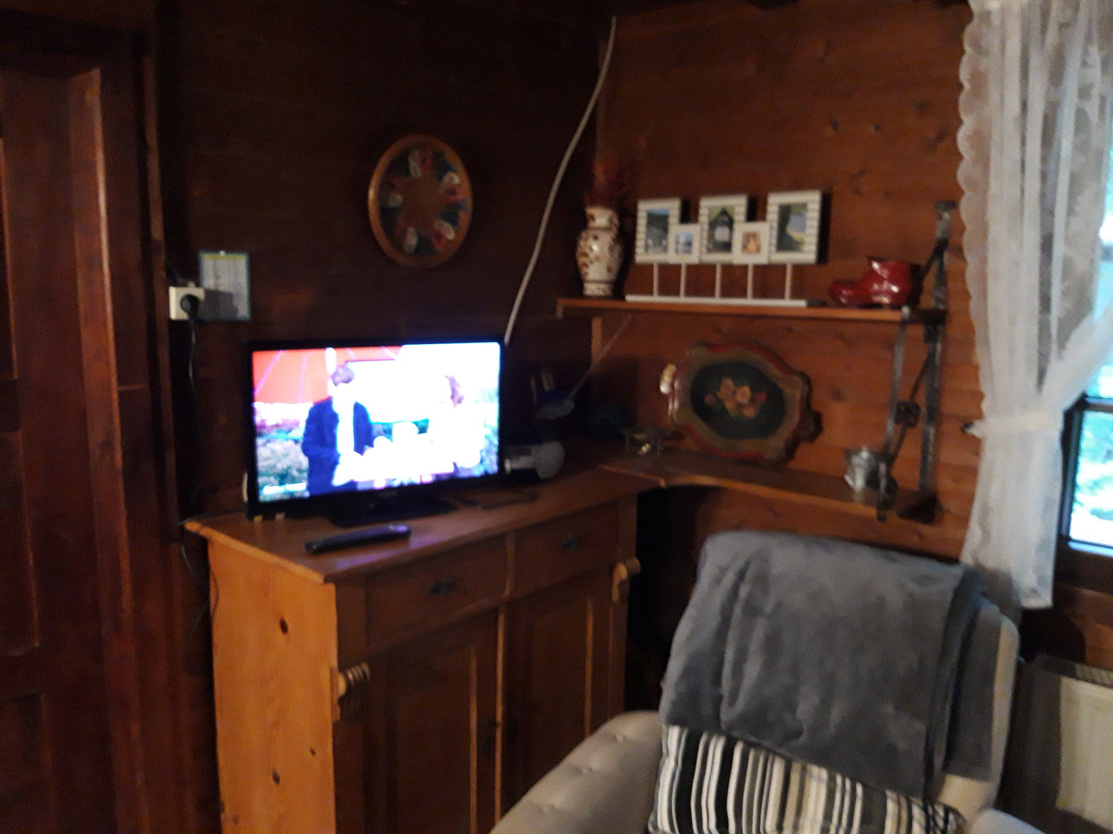 Fernseher